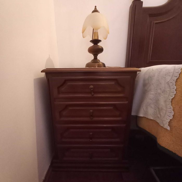 Mobília de quarto em bom estado