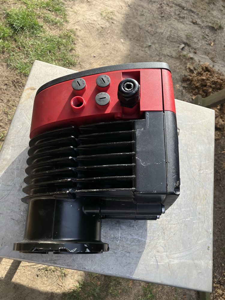Pompa grundfos magna 3 stojan