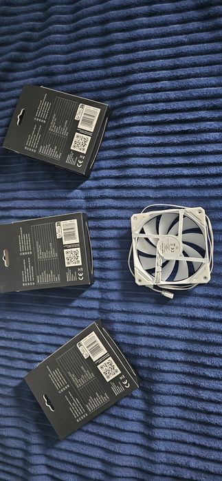 Silver Monkey X oroshi 120mm pwm white fan argb