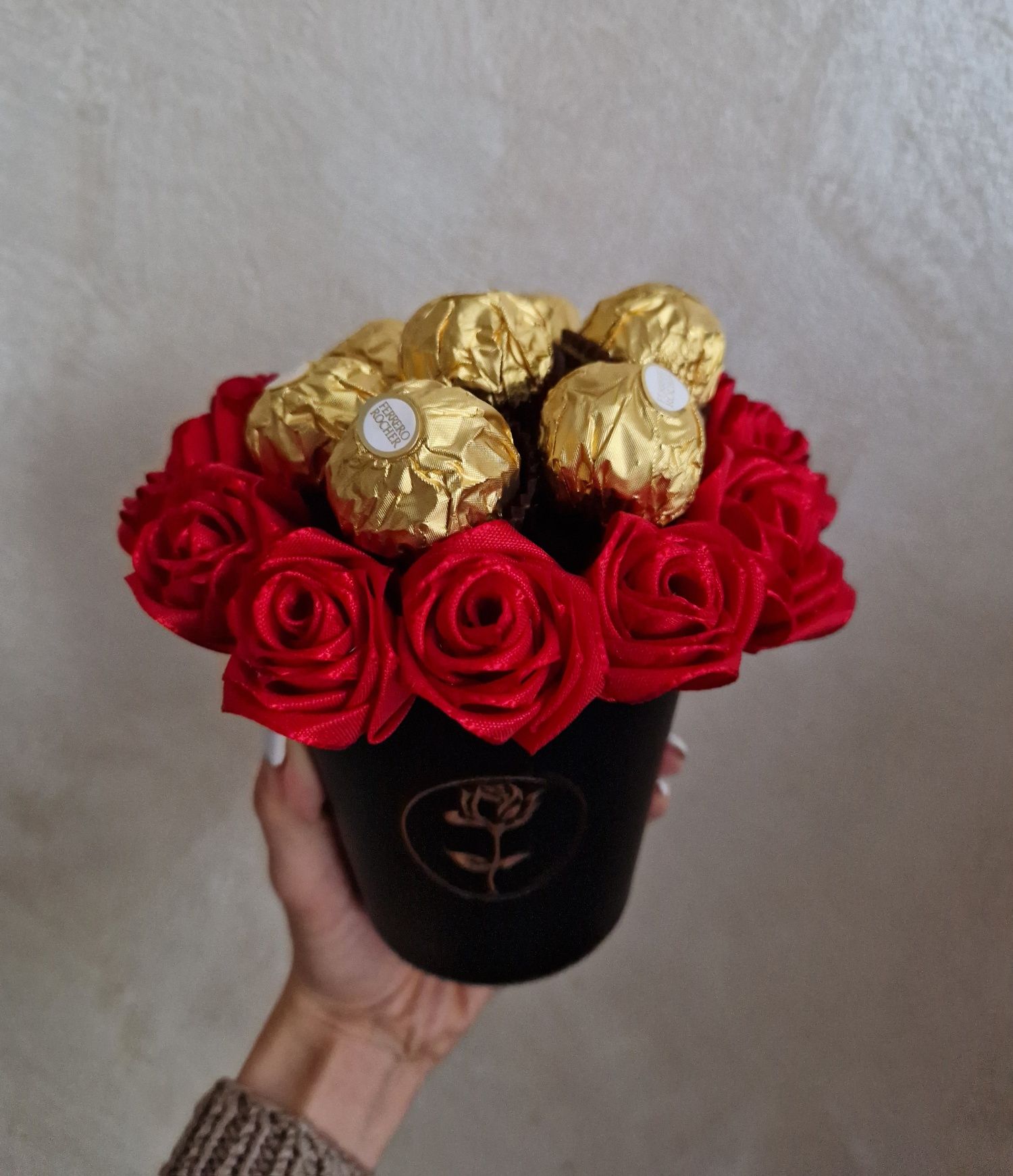 flower box flowerbox czerwone róże na walentynki rafaello słodycze
