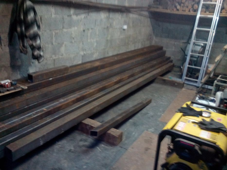 Будуєм металеві бокси