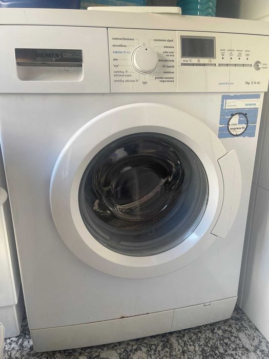 Máquina de lavar a roupa SIEMENS