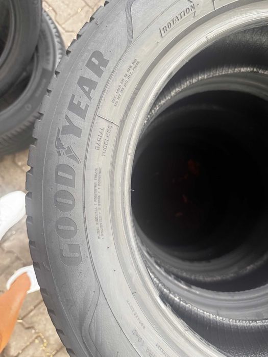 Opony Wielosezonowe 225/55/17 225/55R17 Good Year Super Stan Wrocław