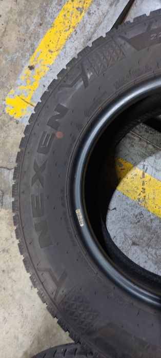 Pneus 225/70/15 semi novos  comerciais