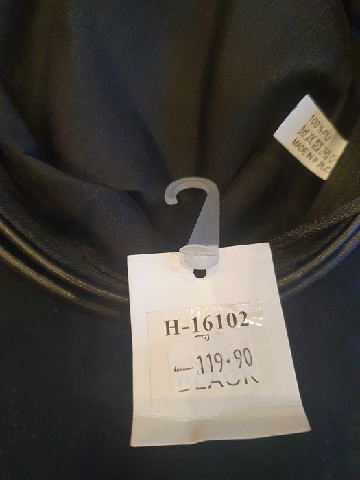 Czapka kaszkiet z łańcuszkiem