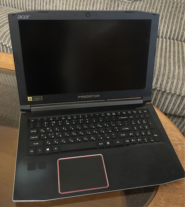 Acer Predator Helios 300 G3-571-77QK По запчастинам.Не робочий.