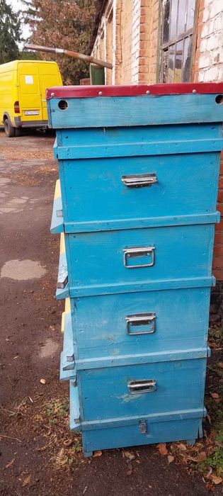 Продам вулик Озєрова на 8 рамок