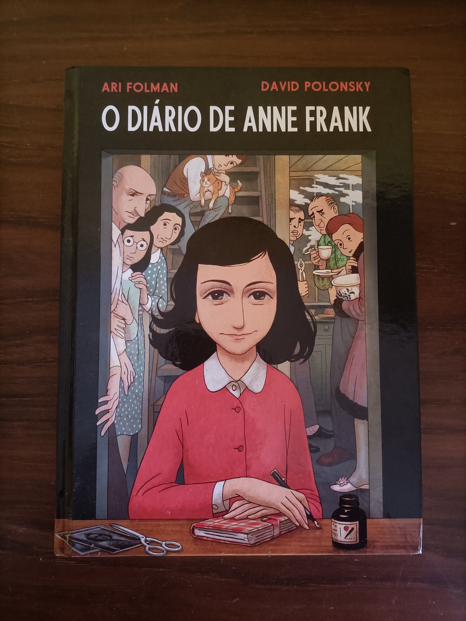 Livro "O Diário de Anne Frank"