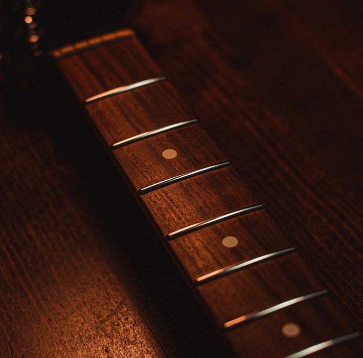 Suhr Modern Plus HSH Pau Ferro Fretboard 2019 Fireburst