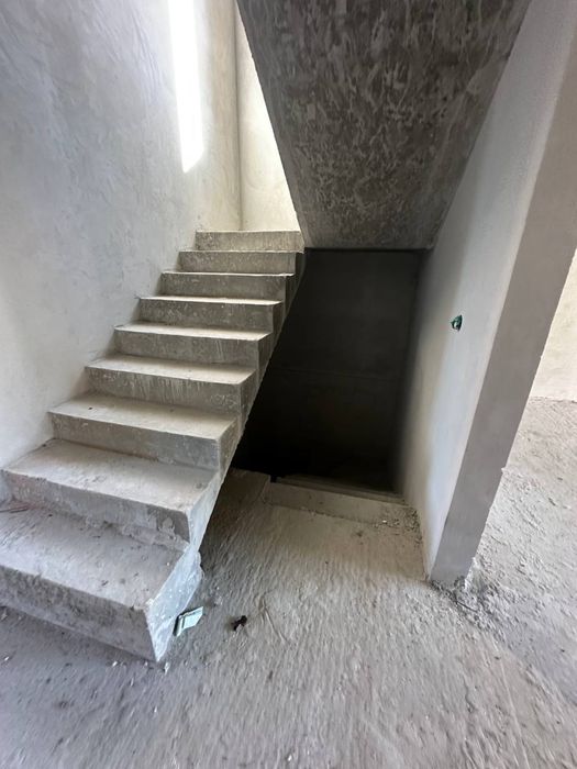 Продаж котеджу в Зимній Воді 3,6 сот ПІДВАЛ. Газ, Розведена електрика