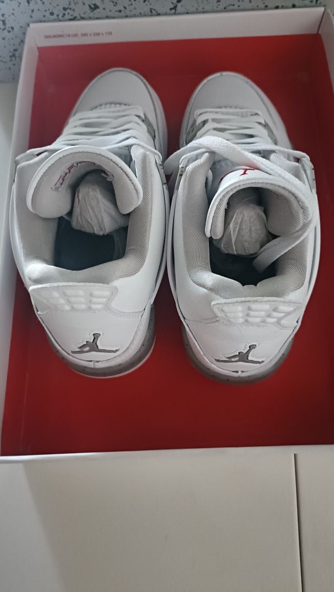Sapatilhas Air Jordan 4 Retro