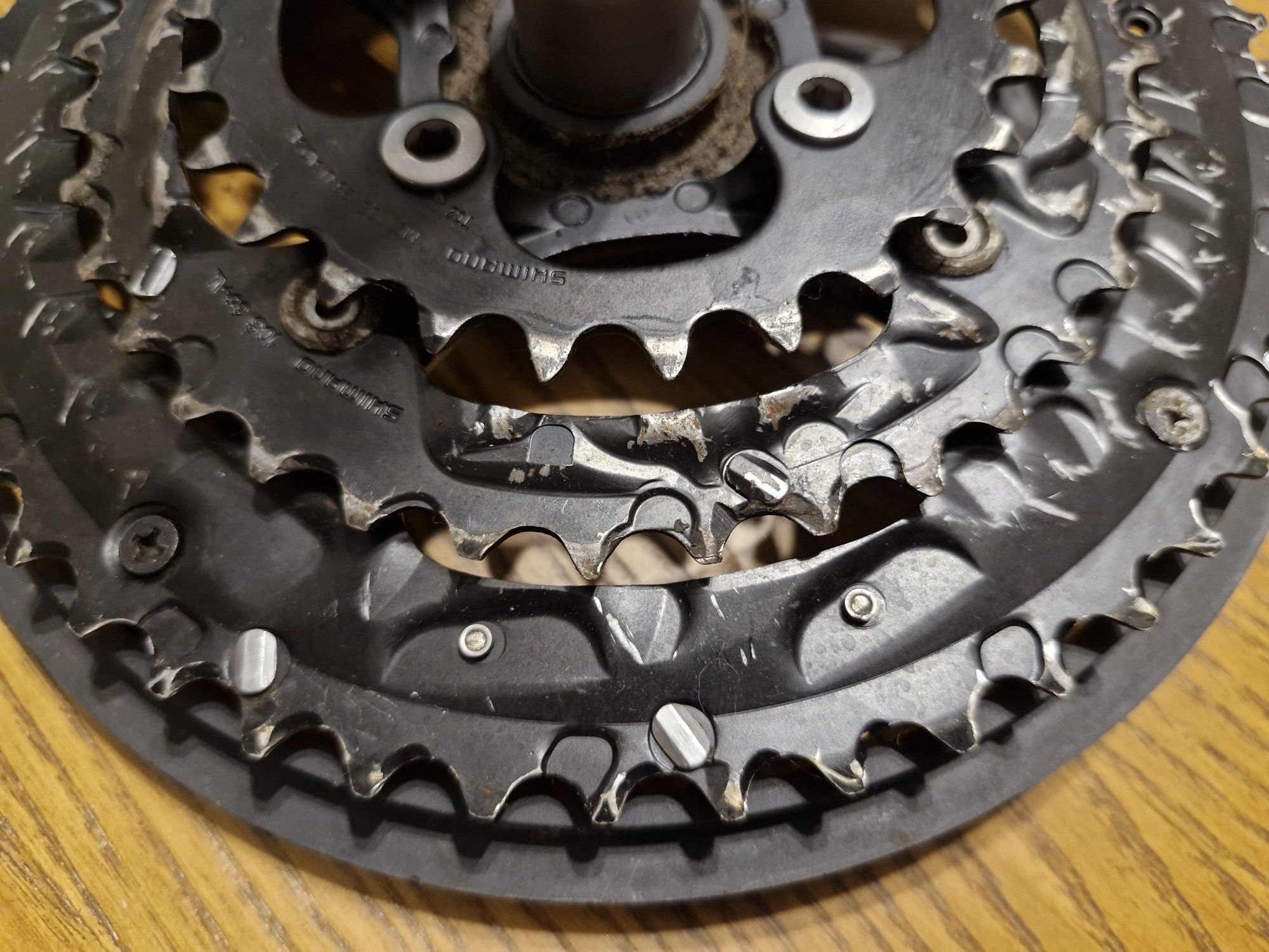 Korba Shimano Deore FC-T6010 Osłona Hollowtech