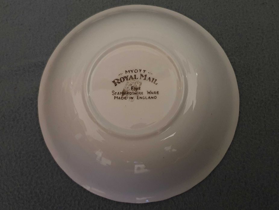 Taça Myott Royal Mail Fine Staffordshire Ware - England - Anos 70