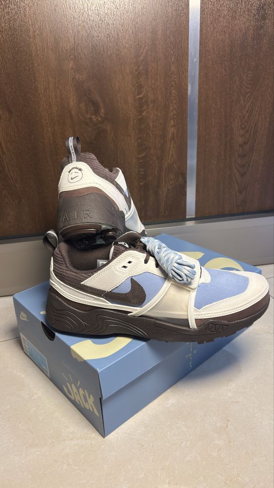 Nike Zoom Field Jaxx x Travis Scott ‘Leche Blue’