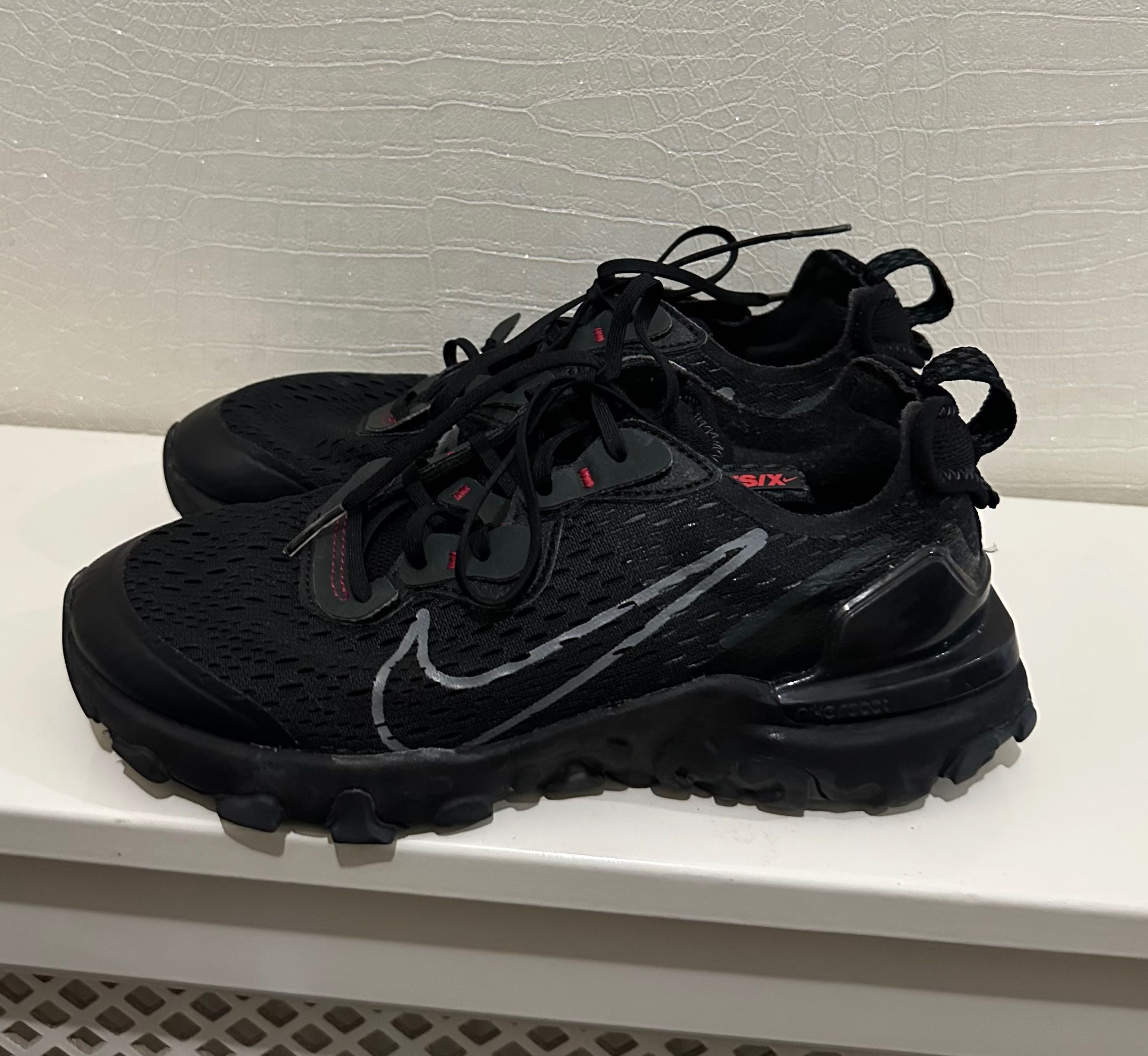 Кросівки Nike React Vision р. 36
