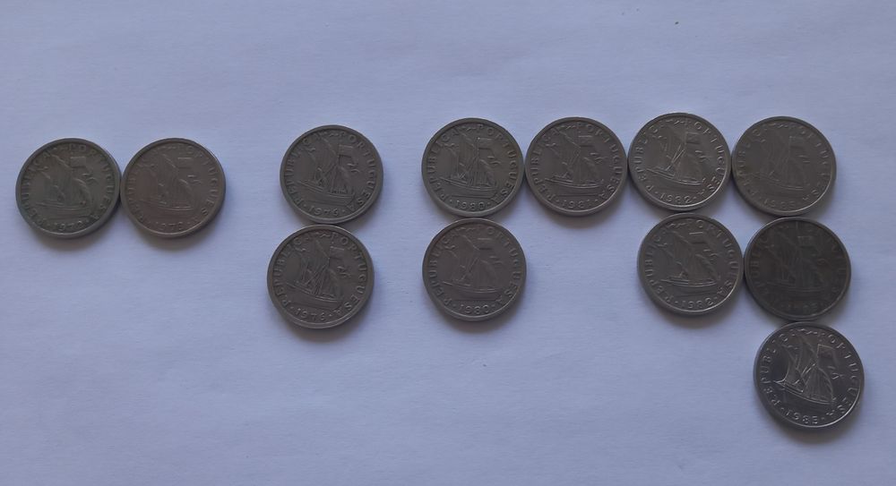 Moedas escudos (várias)