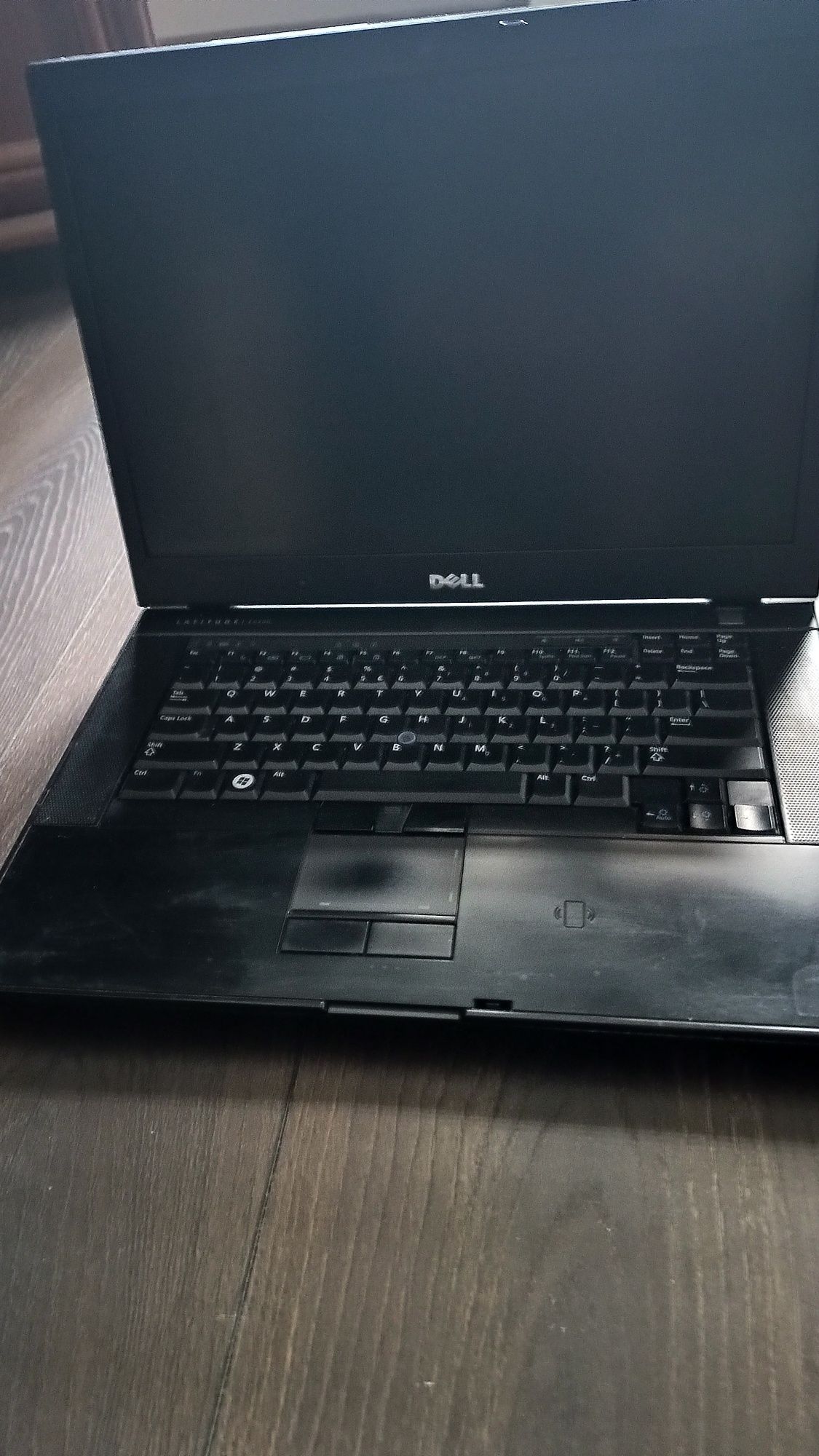 Laptop Dell uszkodzony