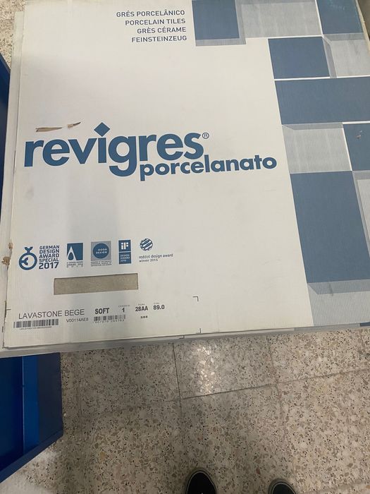 Pavimento cinza 90x90 cm