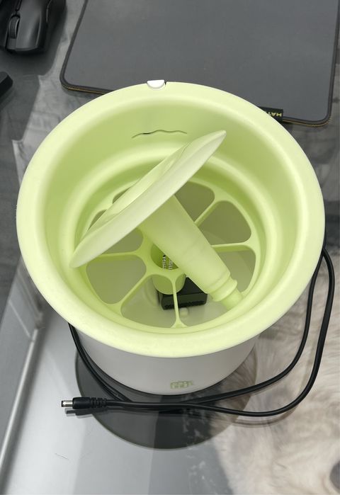 Поїлка Catit поилка для котів і невеликих собак