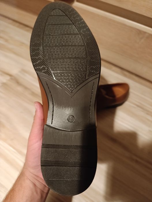 Męskie buty skórzane rozmiar 43 Pako Lorente