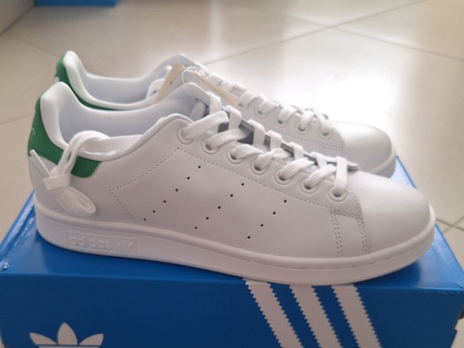 ADIDAS STAN SMITH J
Rozmiar 40.1/3
Cena: 170zł.