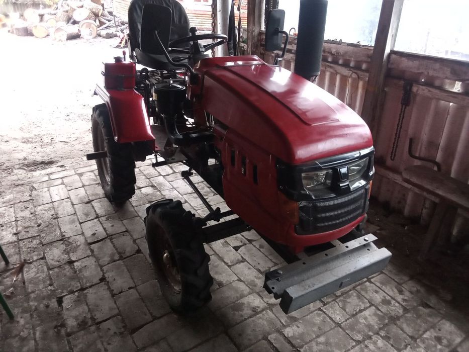 Продам трактор (Китаєць)