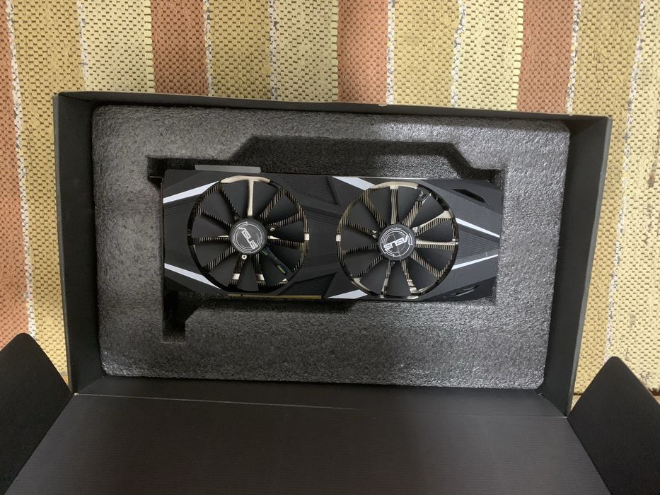 Відеокарта rtx 2080 ti 11 gb Asus!