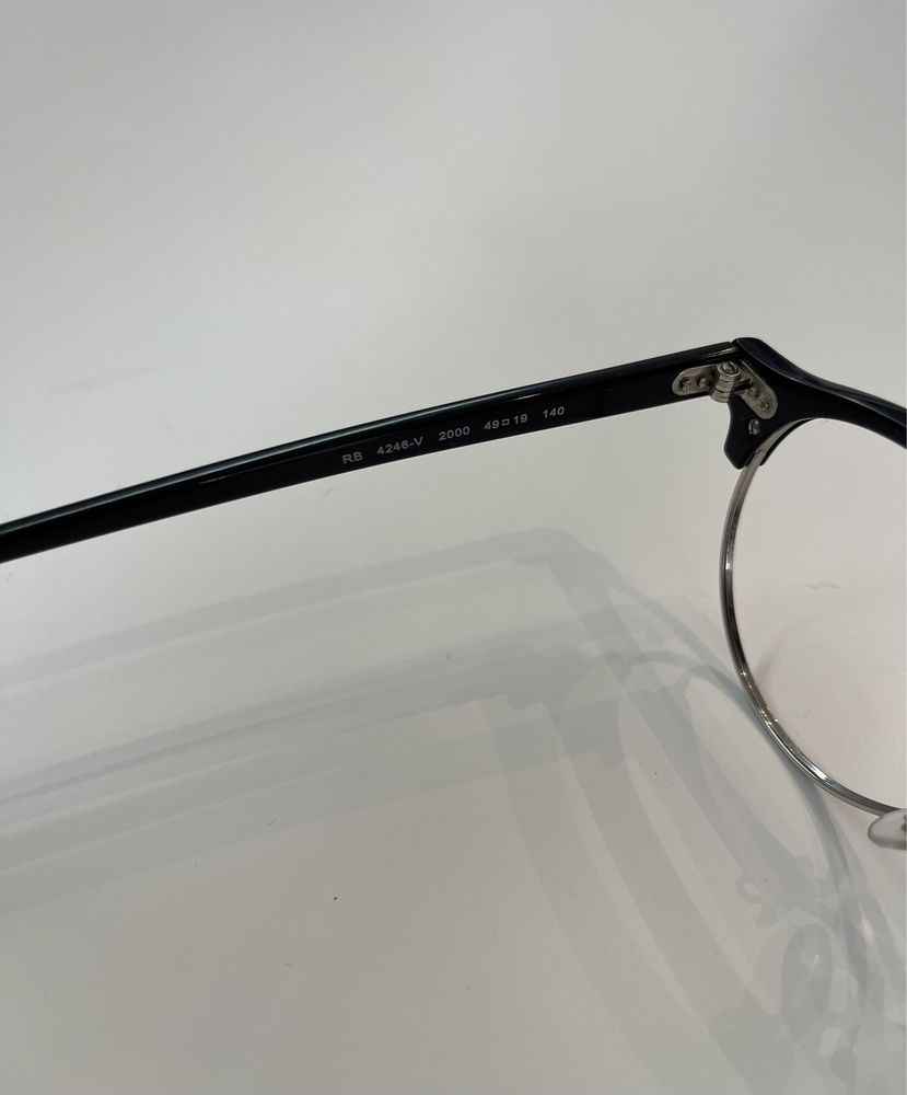 Armação RAY-BAN CLUBROUND RX4246V 2000