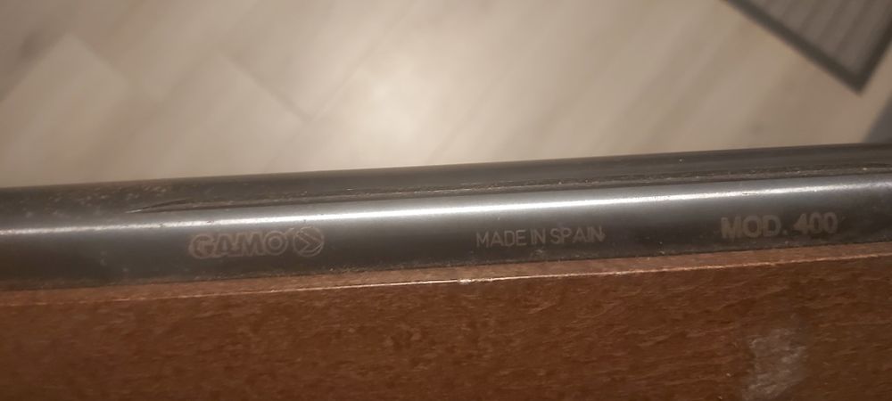 Arma de chumbo igual a nova