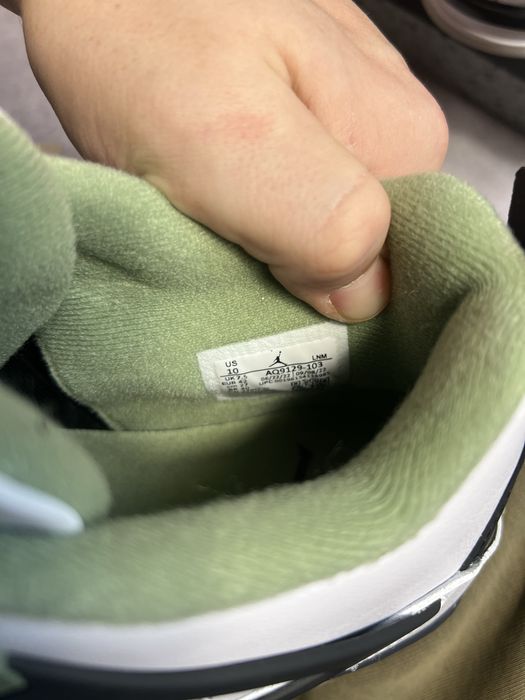 Кросівки Найк Nike Jordan 4 Джордан Розмір 42 Оригінал