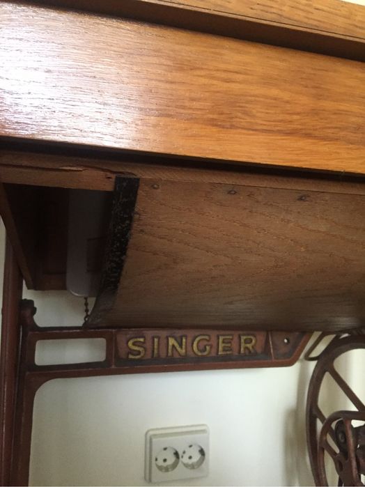 Máquina costura antiga Singer