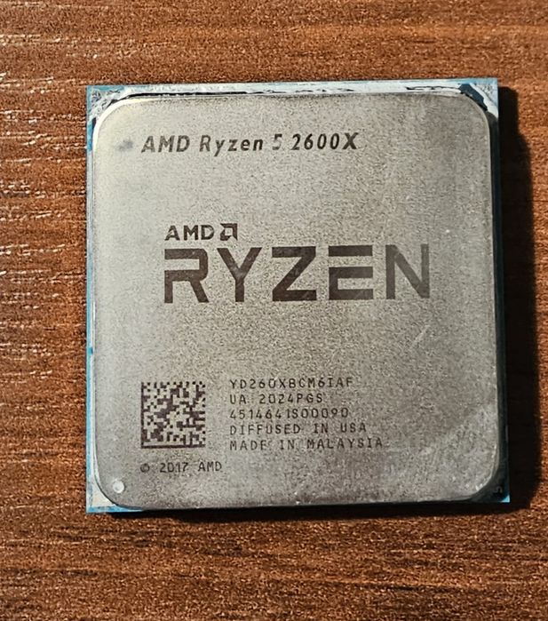 AMD RYZEN 5 2600x