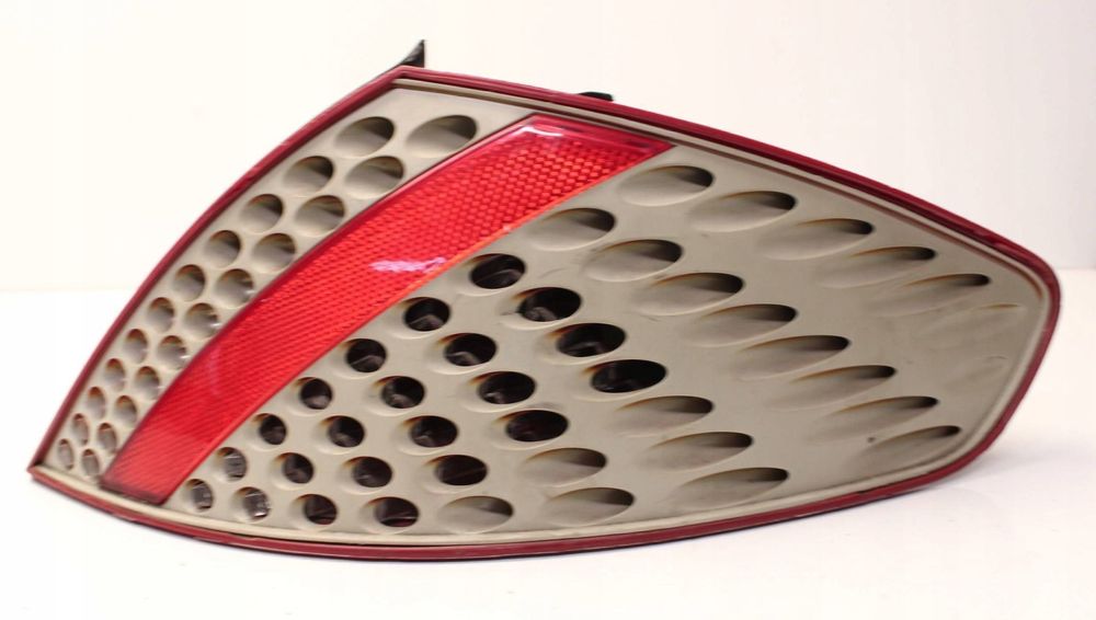 PEUGEOT 307 CC CABRIO I 03R- LAMPA PRAWA TYLNA PRAWY TYŁ