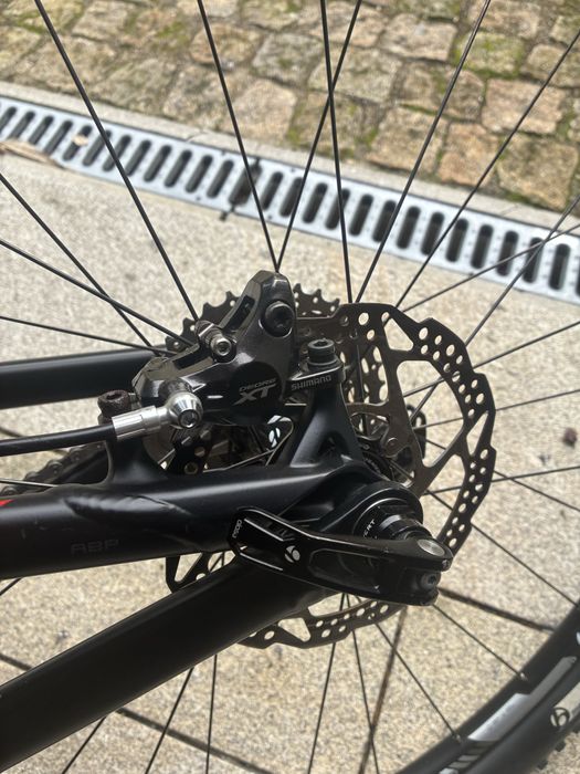 Vendo Trek Top Fuel 29 Pneus de Origem