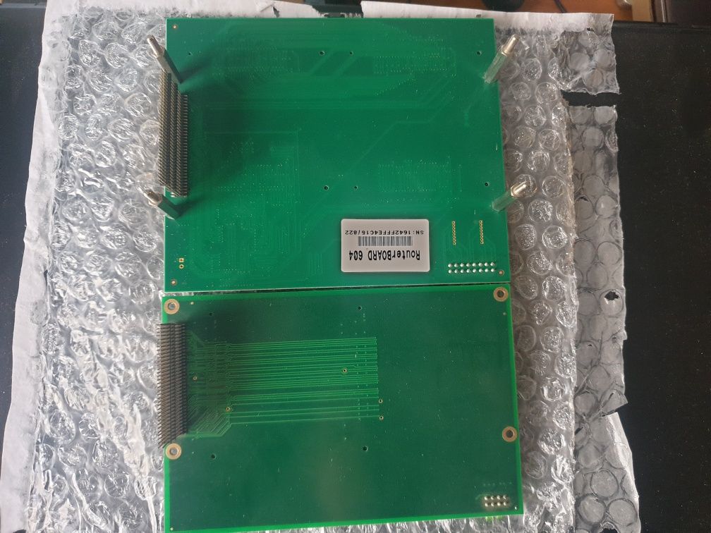 Mikrotik Routerboard 604 + Routerboard 502