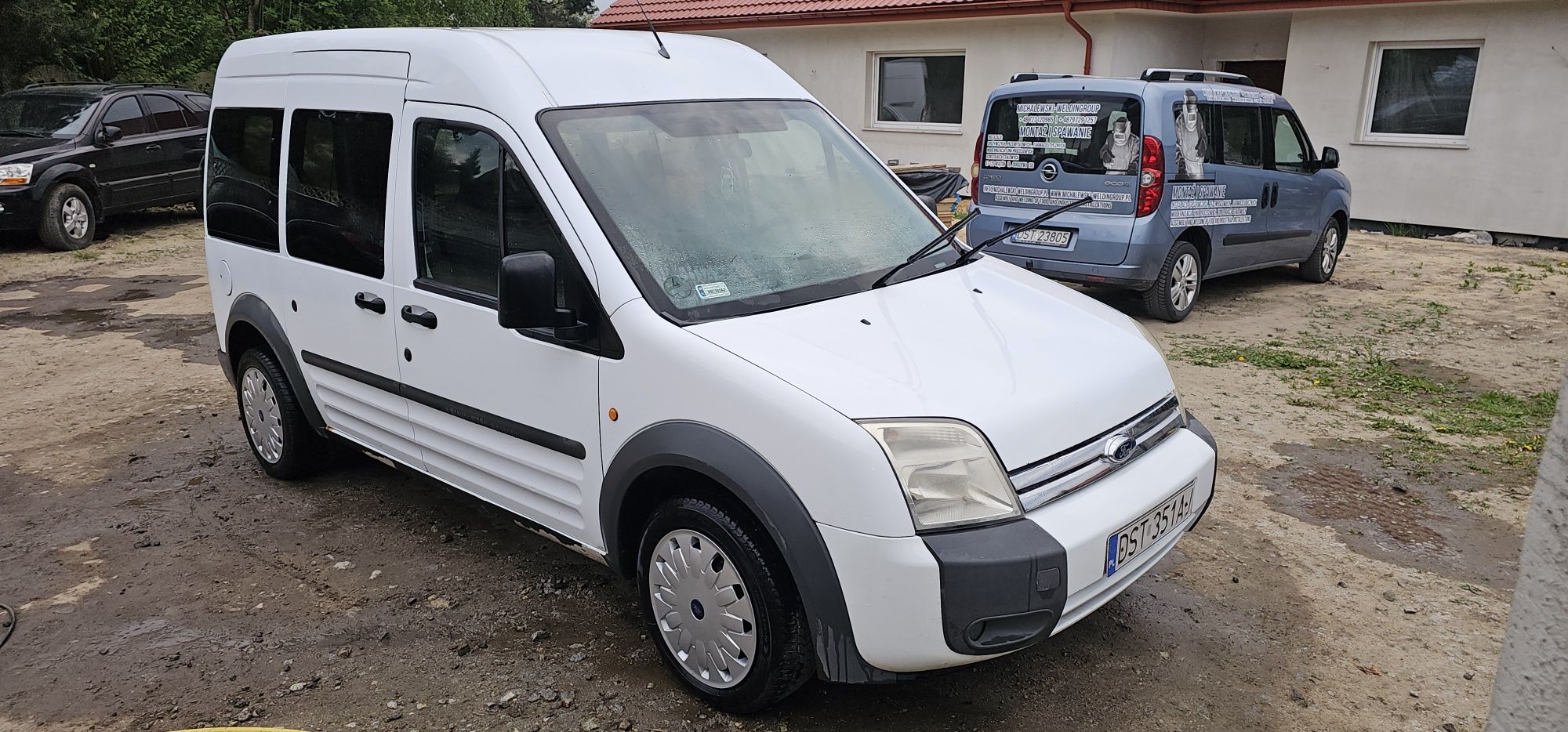 5 osobowy, zarejestrowany,  Tourneo connect  zamiana