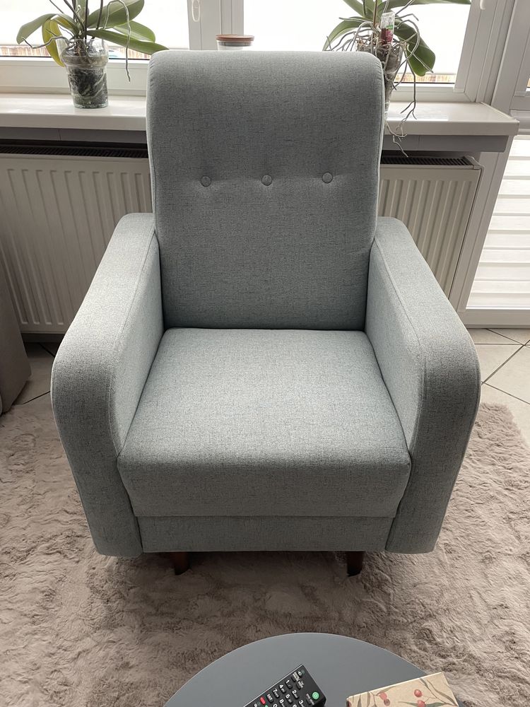 Fotel jak nowy kolor blekitny