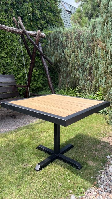 Stół metalowy ogrodowy 1m