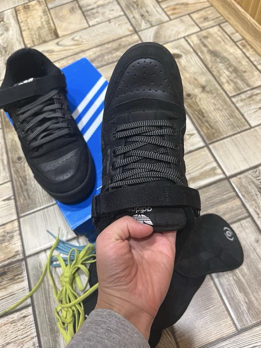 Кроссовки Adidas Forum bad bunny