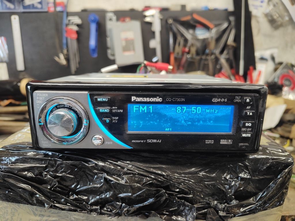 Panasonic Cq-C7303n radio samochodowe delfinki animacje delfinki cd