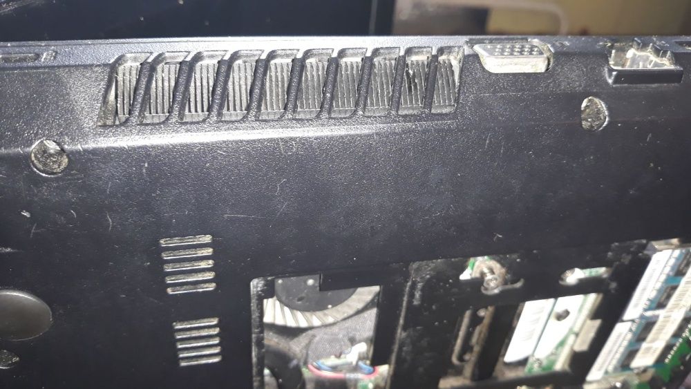 Lenovo V580c  по детально . в сборе не продаю !