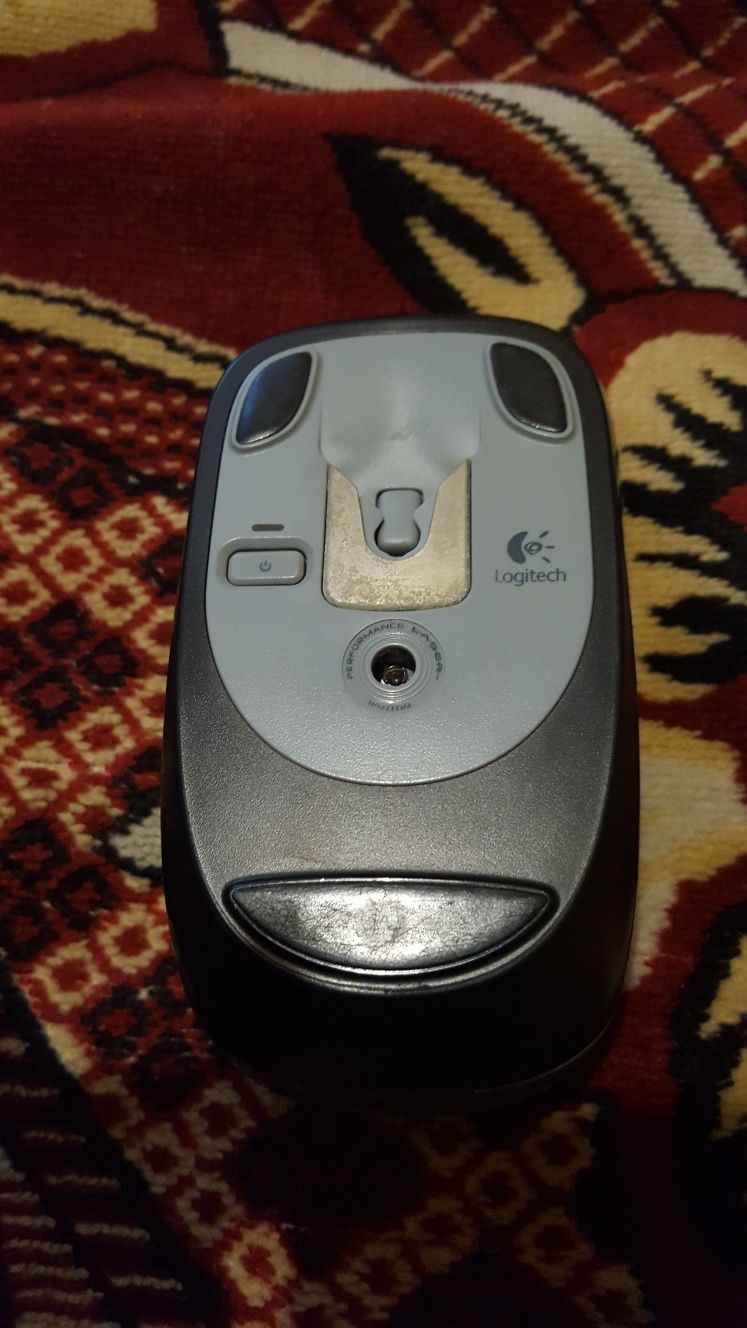 Миша Logitech V550 Nano Cordless Laser