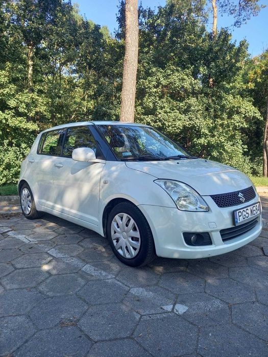Suzuki Swift 1.3, 5-drzwiowe, biała perła