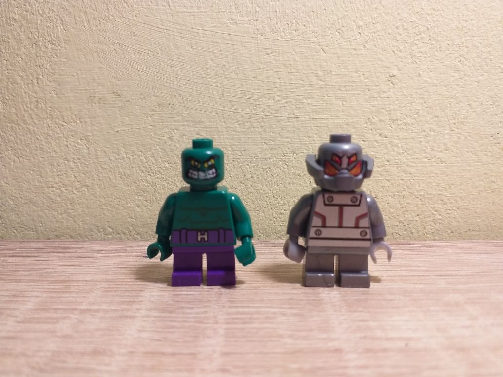 Lego hulk I ultron +gratis