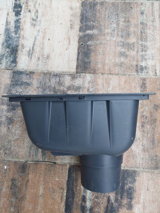 Osadnik rynnowy, rewizja, czyszczak