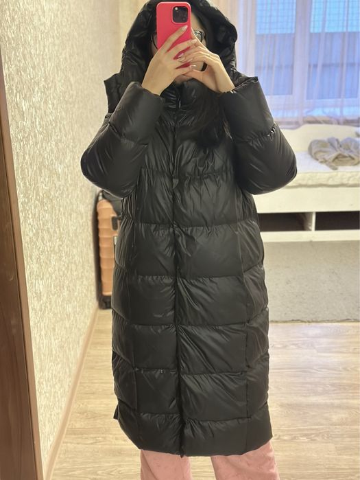 Продам жіночий пуховик