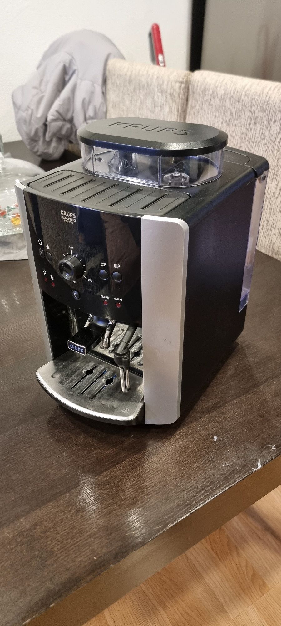 Maquina cafe automática krups