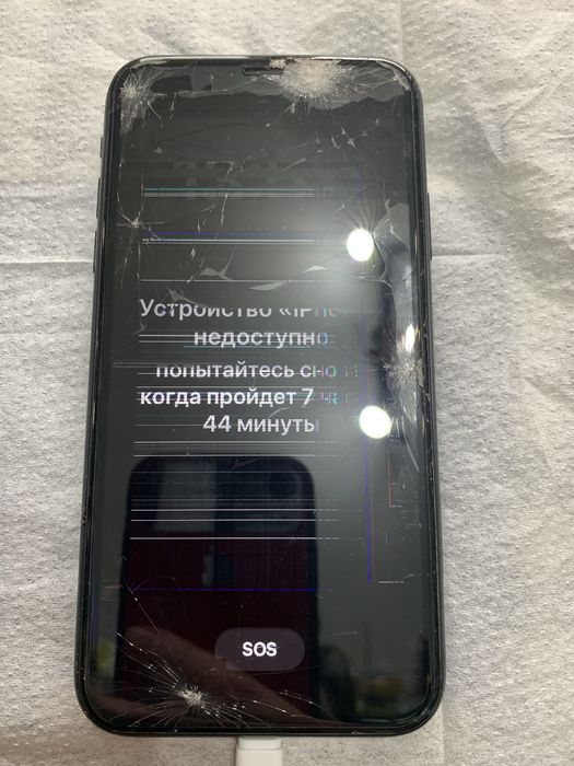 Б/у iPhone Xr на запч или под рем