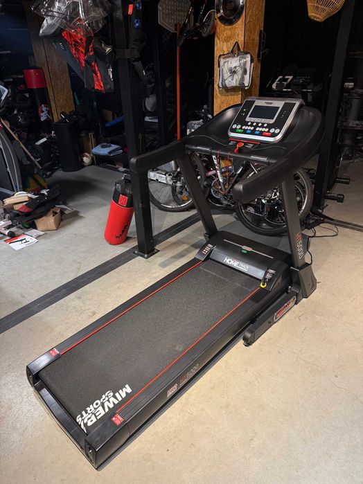 Bieżnia elektryczna Miweba ht5000 do 18 km Pas 140 cm