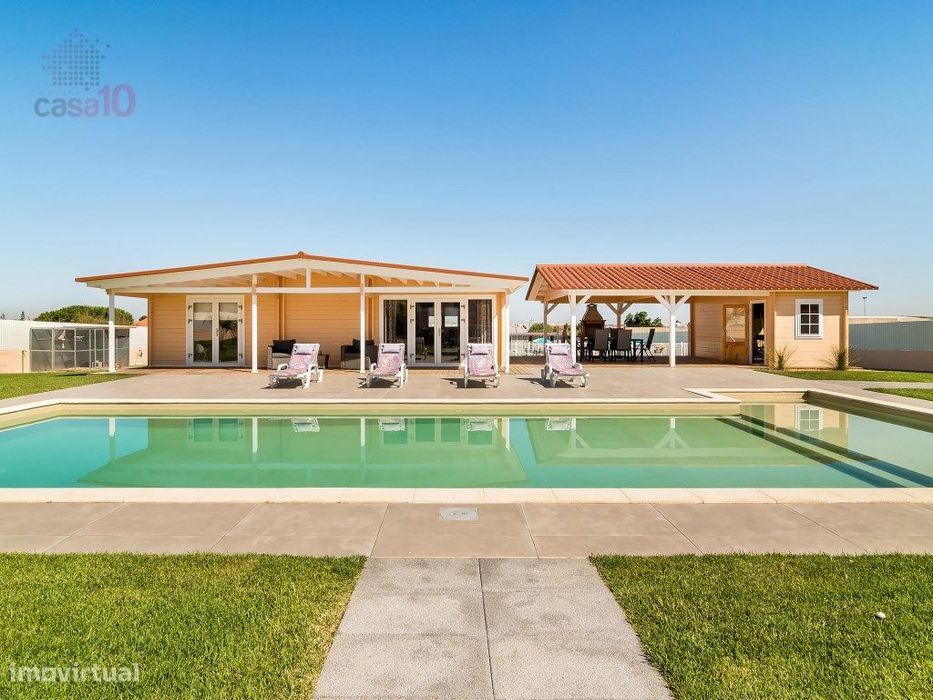 Quinta T4+2 com piscina e hotel para cães, para venda, em Azeitão